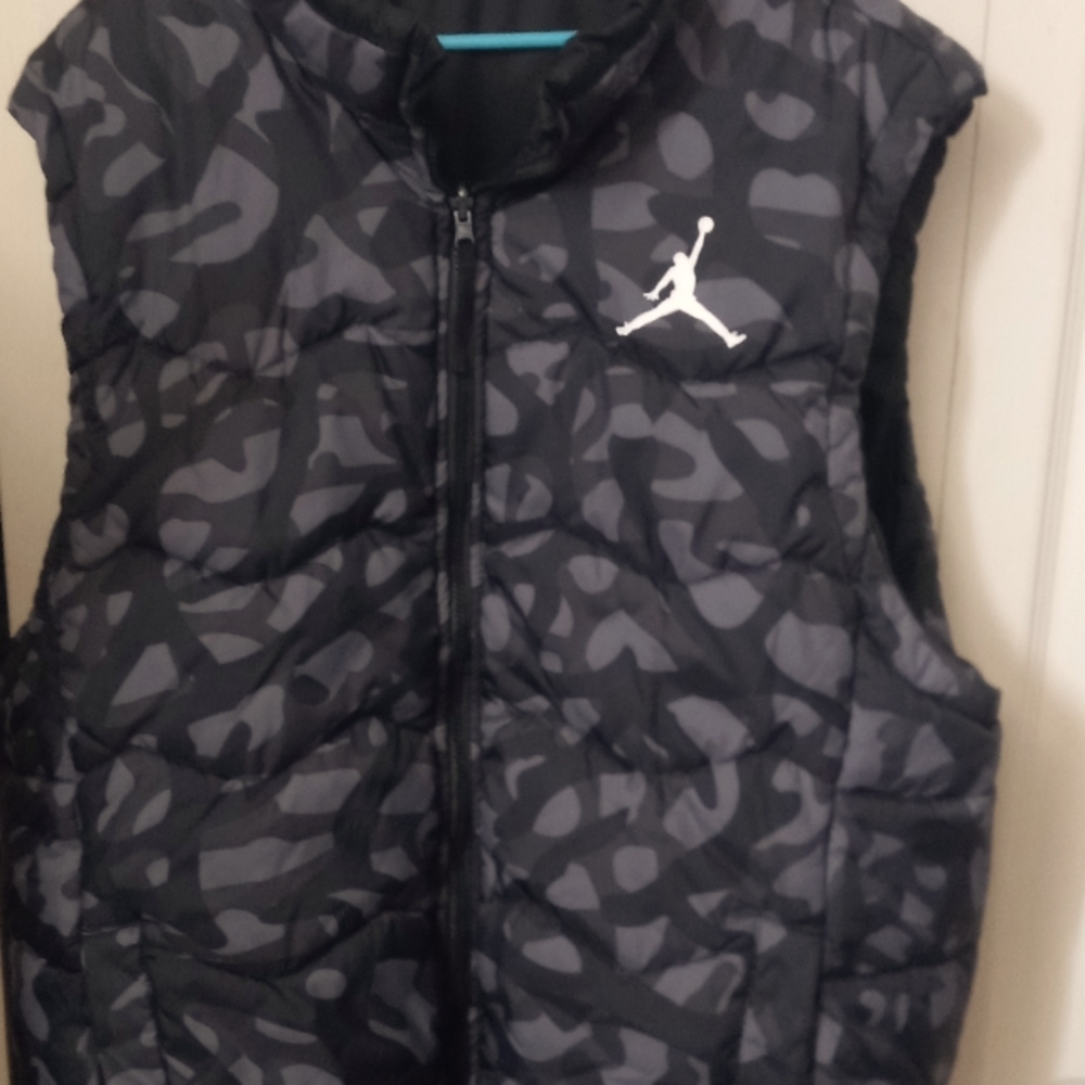 Reversible Jordan Vest